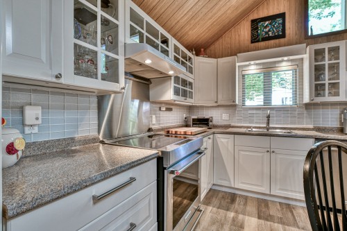 Kitchen - 71 Ch. De La Vallée-Bleue, Val-David, QC 