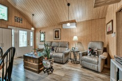 Salon - 