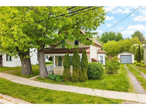 19 Charles Ave, Fredericton, NB 