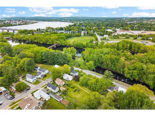19 Charles Ave, Fredericton, NB 