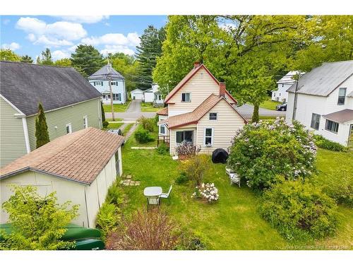 19 Charles Ave, Fredericton, NB 