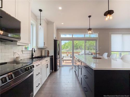 7 Aurora St, Fredericton, NB 
