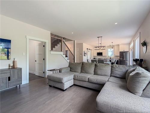 7 Aurora St, Fredericton, NB 