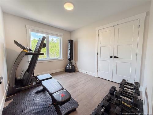 7 Aurora St, Fredericton, NB 