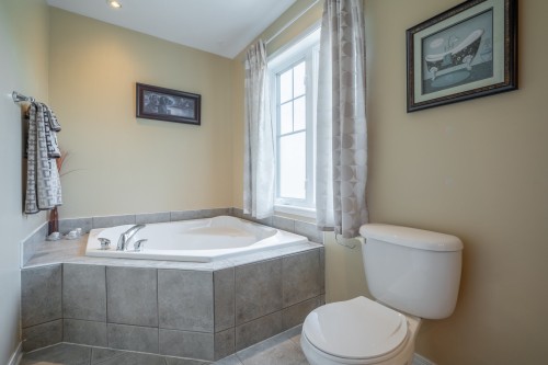 Bathroom - 294 Rue Du Ruisseau, Napierville, QC 
