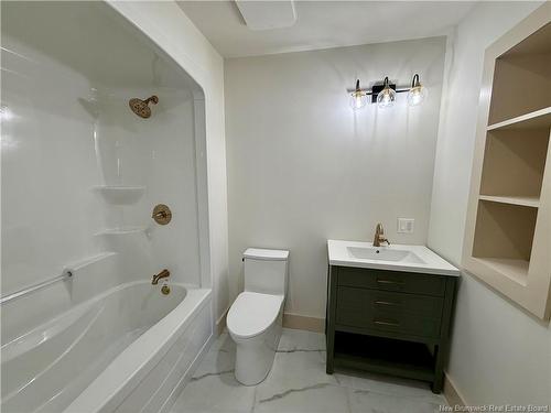 3 Hatt Cres, St George, NB 