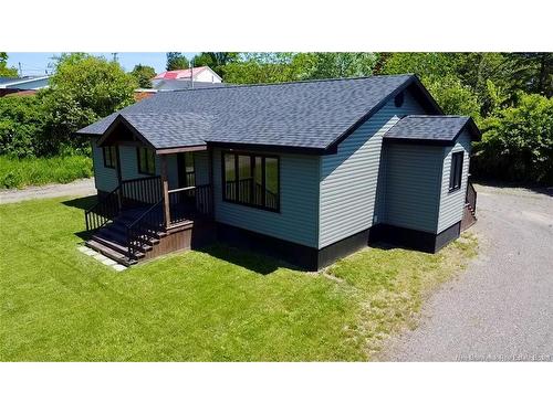 3 Hatt Cres, St George, NB 