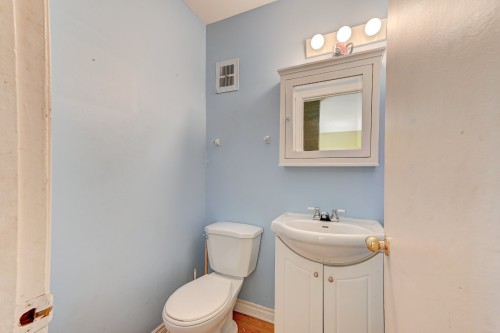 Salle d'eau - 2160 Rue Nancy, Brossard, QC 