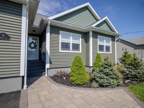 70 Mariner Drive, Westmount, NS 