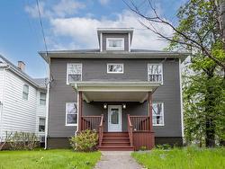 49 George Street Sydney, NS B1P 1H5