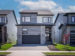 40 Talus Avenue Bedford, NS B4B 1L7