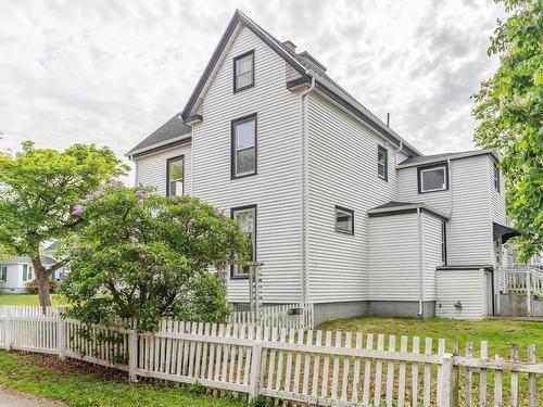 13 Porter Street, Yarmouth, NS 