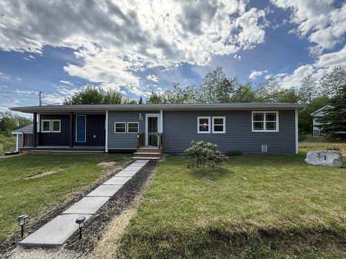 37 Collicutt Road  Chester, NS B0J 1J0