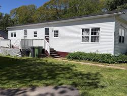 22 MANOR Drive  Charlottetown, PE C1A 6P9