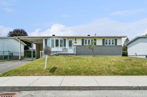 600 Rue de la Neuve-France  Saint-Jean-Sur-Richelieu, QC J3B 1B1