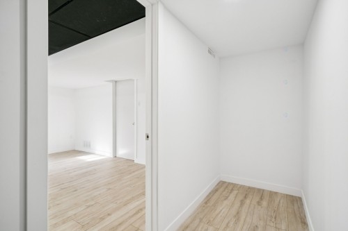Penderie (Walk-in) - 600 Rue De La Neuve-France, Saint-Jean-Sur-Richelieu, QC - Indoor Photo Showing Other Room