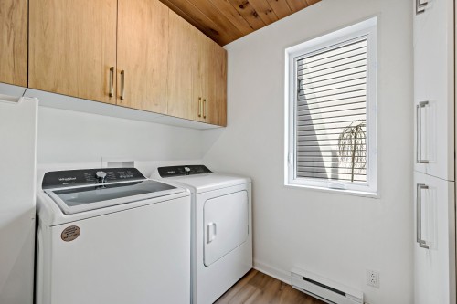 Laundry - 21  - 21A Imp. Gaston-Miron, Sainte-Agathe-Des-Monts, QC 