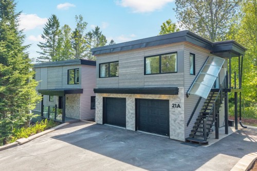 Front of Structure - 21  - 21A Imp. Gaston-Miron, Sainte-Agathe-Des-Monts, QC 