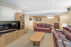 Family Room - 
