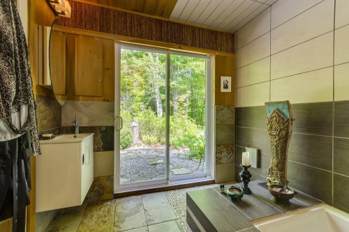 Salle de bains attenante à la CCP - 17 Ch. Mcfarland, Hatley - Canton, QC 