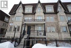 233 - 320 JOHN STREET Markham, ON L3T 0B1