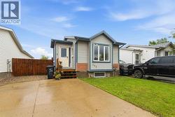 197 Black Bear Crescent  Fort Mcmurray, AB T9K 2J5