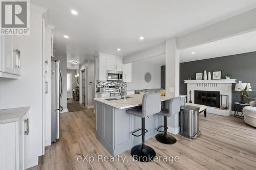 27 Notchwood Court, Kitchener, ON 