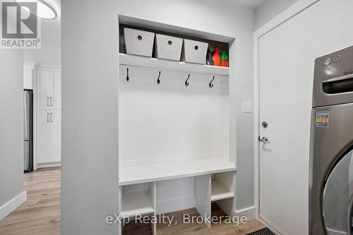 27 Notchwood Court, Kitchener, ON 