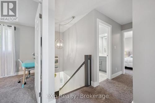 27 Notchwood Court, Kitchener, ON 