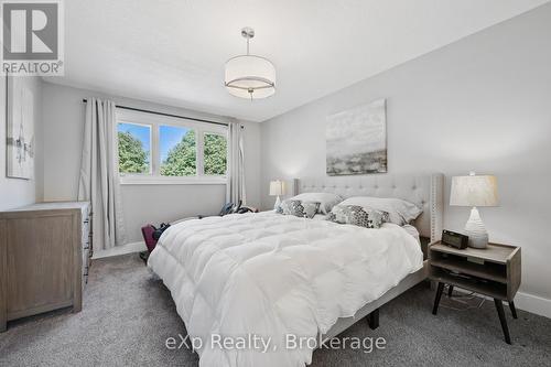 27 Notchwood Court, Kitchener, ON 