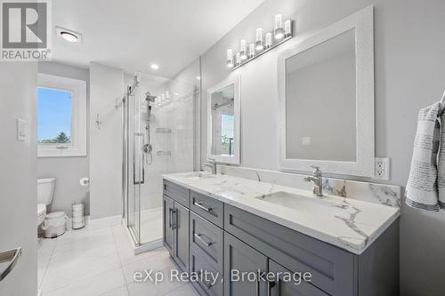 27 Notchwood Court, Kitchener, ON 
