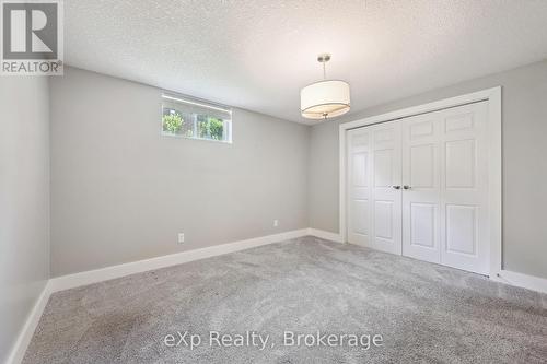 27 Notchwood Court, Kitchener, ON 