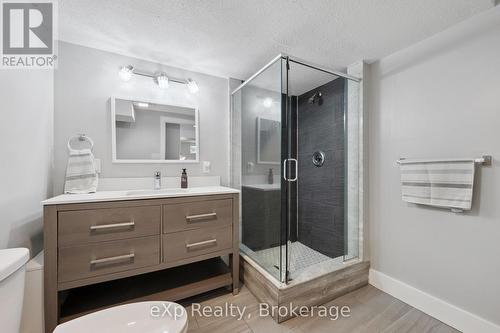 27 Notchwood Court, Kitchener, ON 