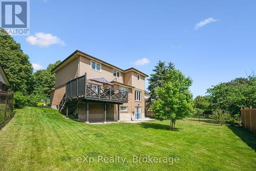 27 Notchwood Court, Kitchener, ON 