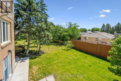 27 Notchwood Court, Kitchener, ON 