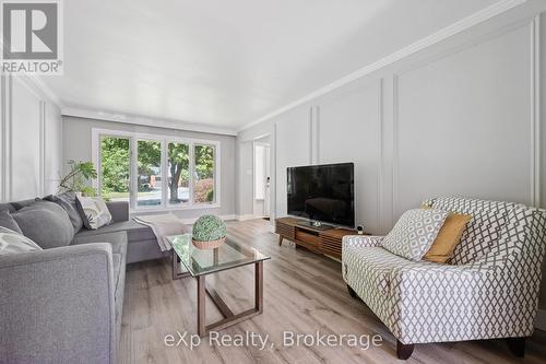 27 Notchwood Court, Kitchener, ON 