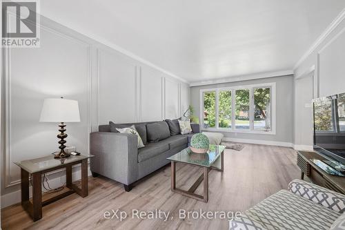 27 Notchwood Court, Kitchener, ON 