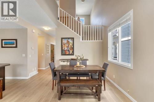27 River Heights Crescent, Cochrane, AB 
