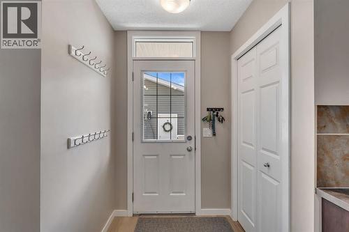27 River Heights Crescent, Cochrane, AB 