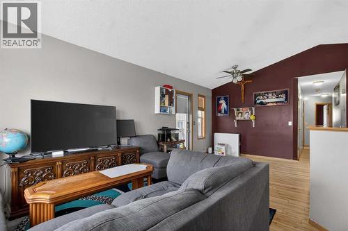 40 Erin Circle Se, Calgary, AB 