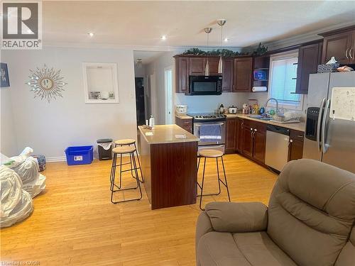 70 Ellis Avenue, Hamilton, ON 