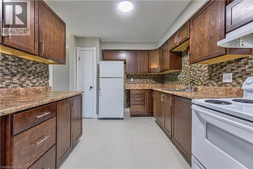 120 Ralgreen Crescent, Kitchener, ON 