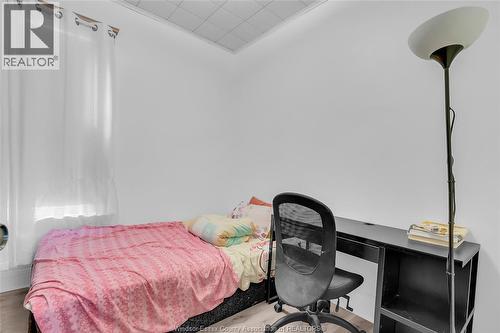 383 Mcewan, Windsor, ON 
