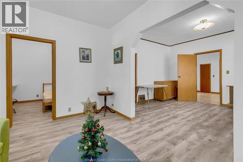 383 Mcewan, Windsor, ON 