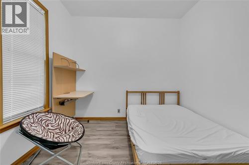 383 Mcewan, Windsor, ON 