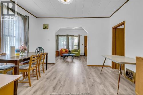 383 Mcewan, Windsor, ON 
