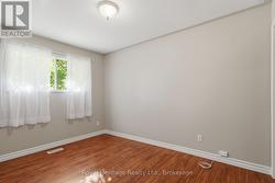 Second bedroom - 