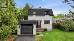121 Third Avenue  Lively, ON P3B 3B7