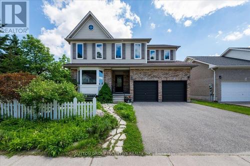 11 THRUSHWOOD DRIVE  Barrie, ON L4N 0Z1