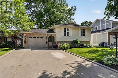 7438 PETRULLO COURT  Niagara Falls (West Wood), ON L2H 2K4
